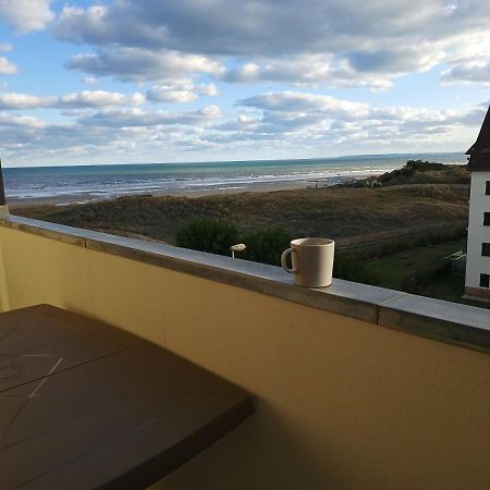 Bord De Plage, Thalasso Et Vue Mer ! Cabourg Kültér fotó